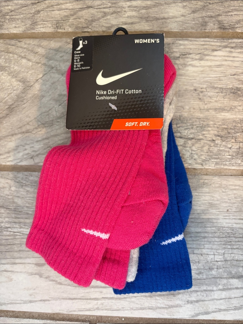 Nike Women's Dri-FIT Cushioned Crew Socks - Pink, Blue & Gray (3-Pack)